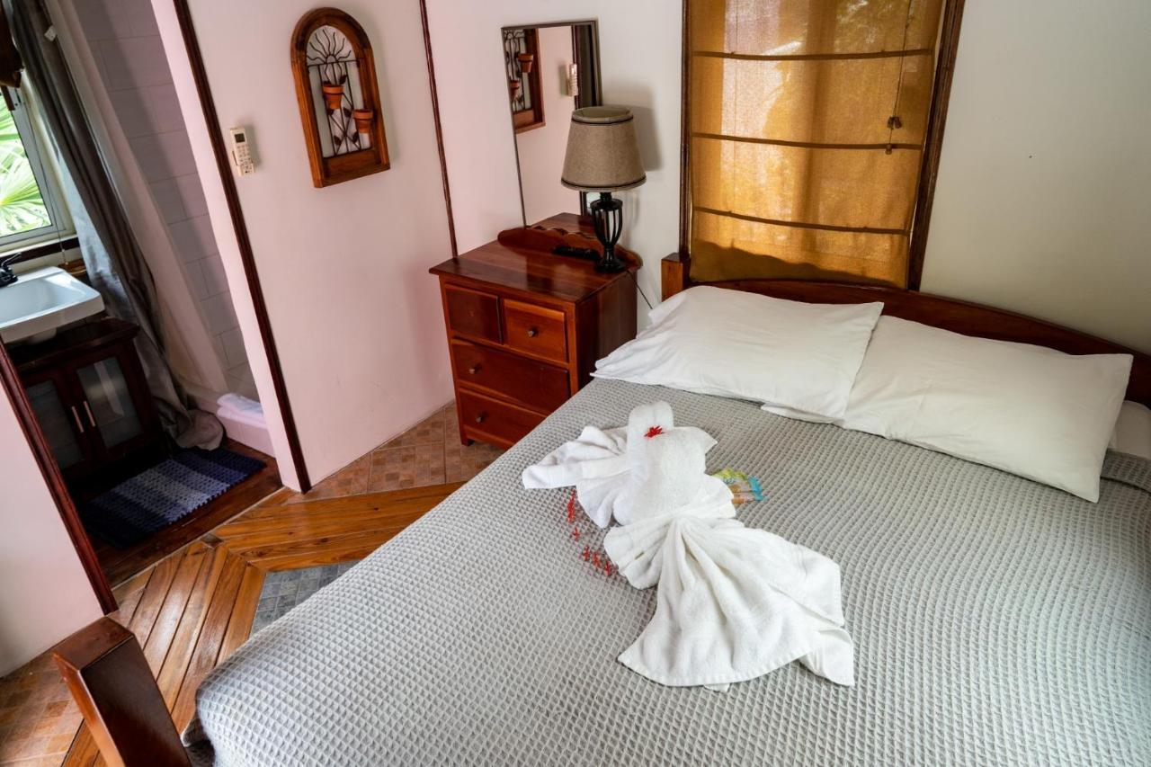 Hummingbirds Cabins Caye Caulker Luaran gambar