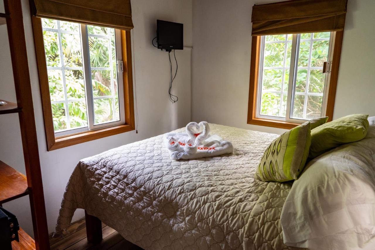 Hummingbirds Cabins Caye Caulker Luaran gambar